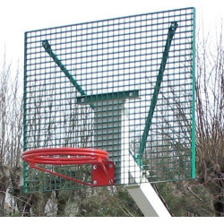 Panneau de basket caillebotis