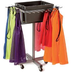 Rack porte-chasubles et petit matériel