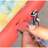 Porte-clés jeton Tonic rouge en situation