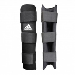 Protège-tibia en mousse Adidas
