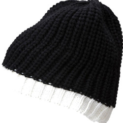 Bonnet sport d'Hiver personnalisé en broderie noir argent 2