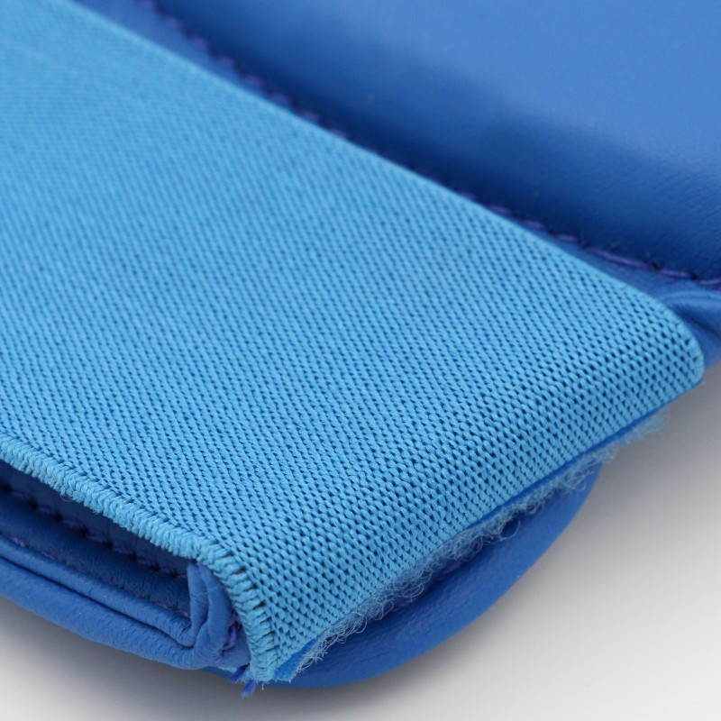 Mitaines Karaté Avec Pouces WKF Officielles ADIDAS | CLUB-SHOP.fr