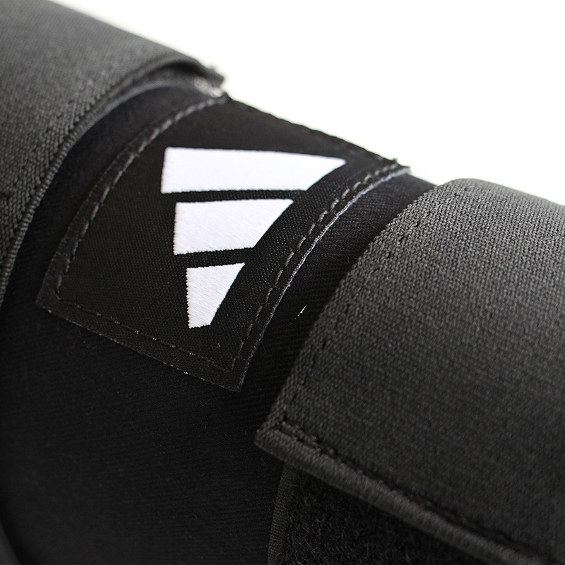 Protège-tibia adidas mousse EVA combat fermeture 3 niveaux | CLUB-SHOP.fr