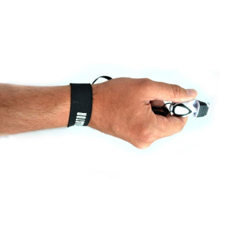 Bracelet Sifflet KEEP Noir Poignet | CLUB-SHOP.fr