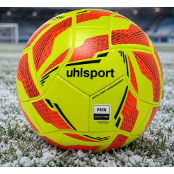 Ballon de Football REVOLUTION Thermobonded Uhlsport pour hiver et terrain enneigé