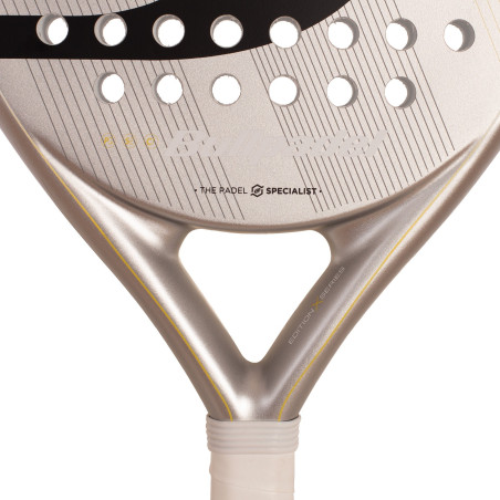 Raquette de padel Bullpadel Burn Control : précision et confort | CLUB-SHOP